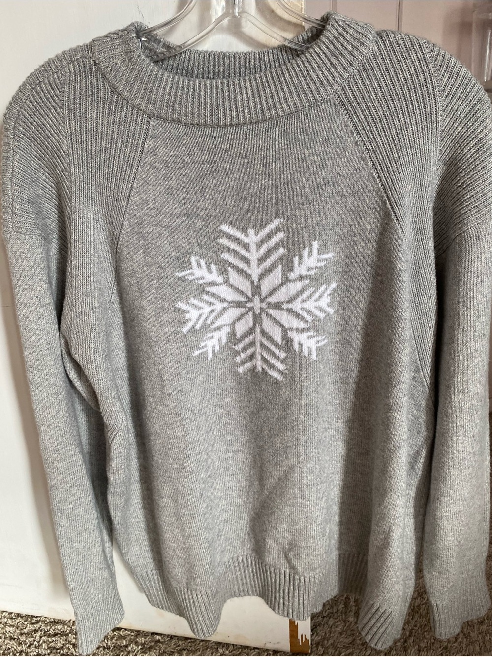 Talbots Women’s L Gray Snowflake Knit Sweater
